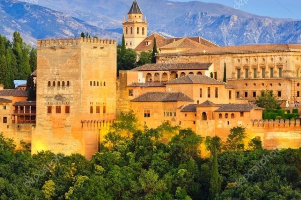 Appartamento Granada Center House Near By Historical Heritage Esterno foto